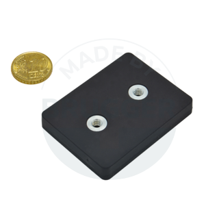Rubberised magnet system with internal thread rectangular black | © Brugger GmbH