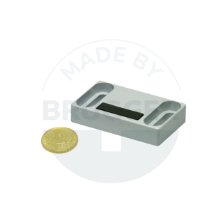 Magnetic fitting to screw on black | © Brugger GmbH