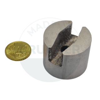 Horseshoe magnet cylindrical shape with cylindrical bore | © Brugger GmbH