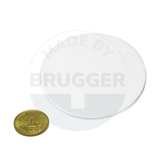 Metal disc with double adhesive tape (3M Scotch-Mount 4032) | © Brugger GmbH